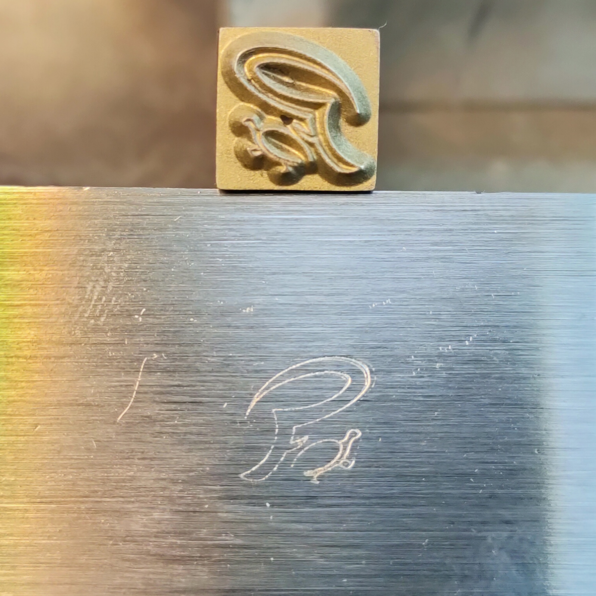 Poinçons de marquage personnalisés.