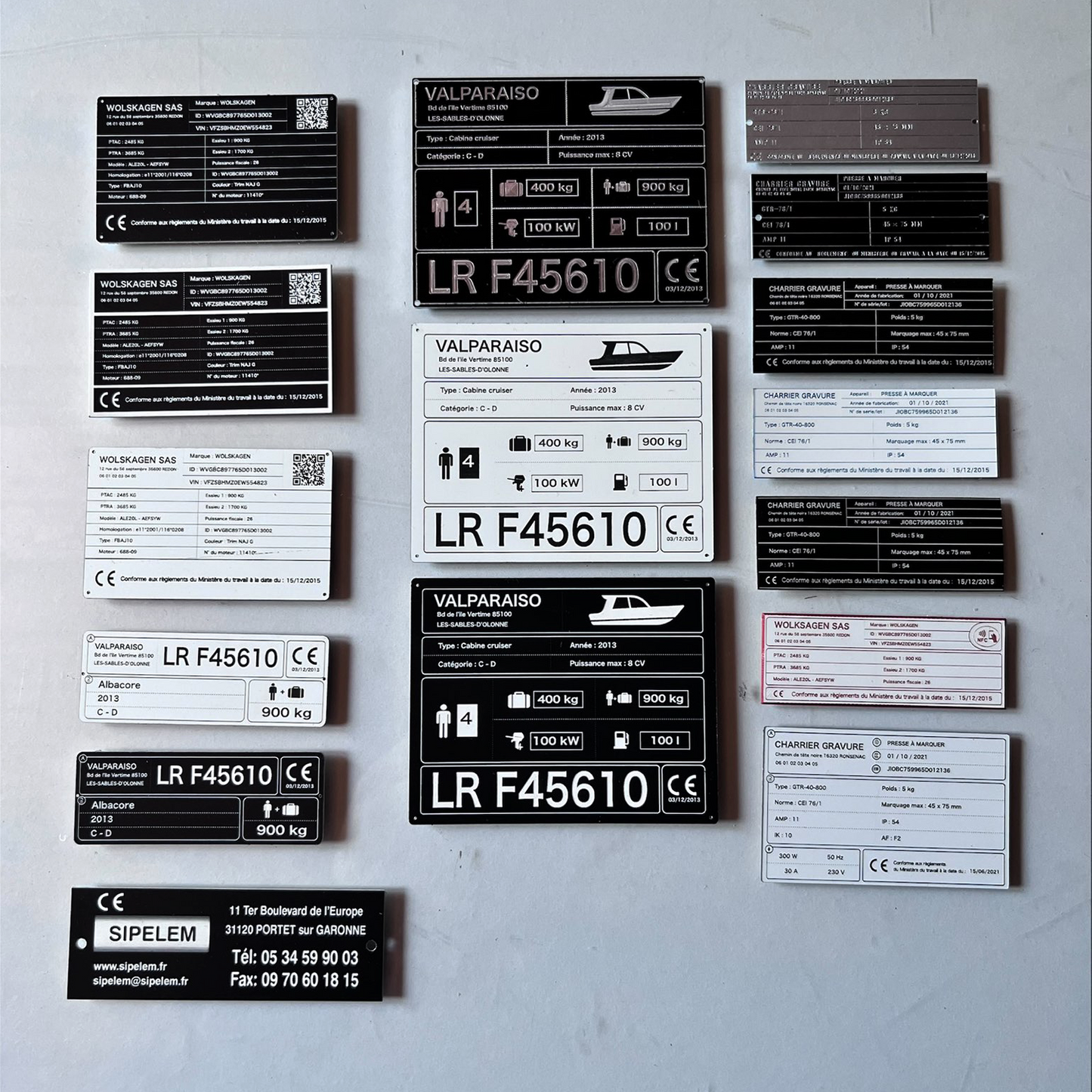 Plaques constructeurs / d'identification en aluminium.