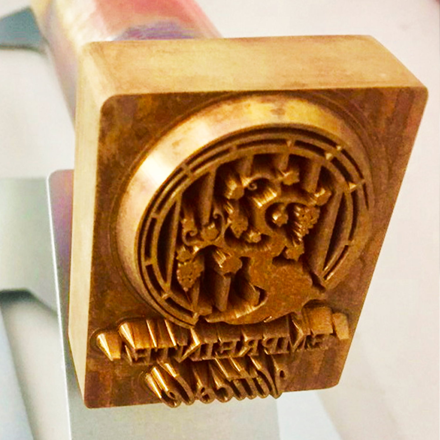 Fers à marquer électriques personnalisés.