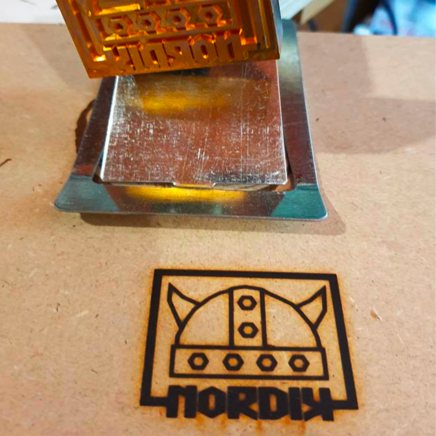 Fers à marquer électriques personnalisés.