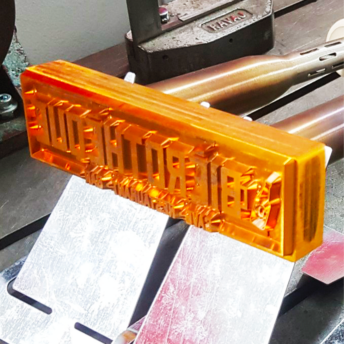 Fers à marquer électriques personnalisés.